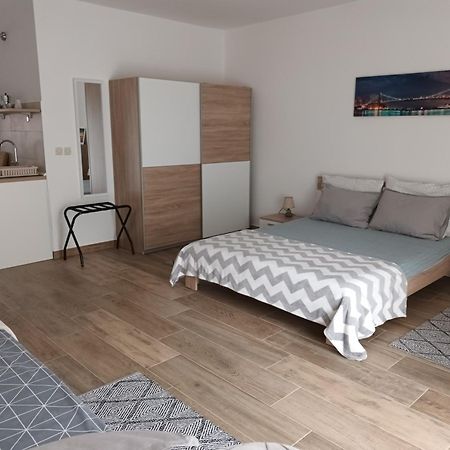Studio Apartman Dori Póla Kültér fotó