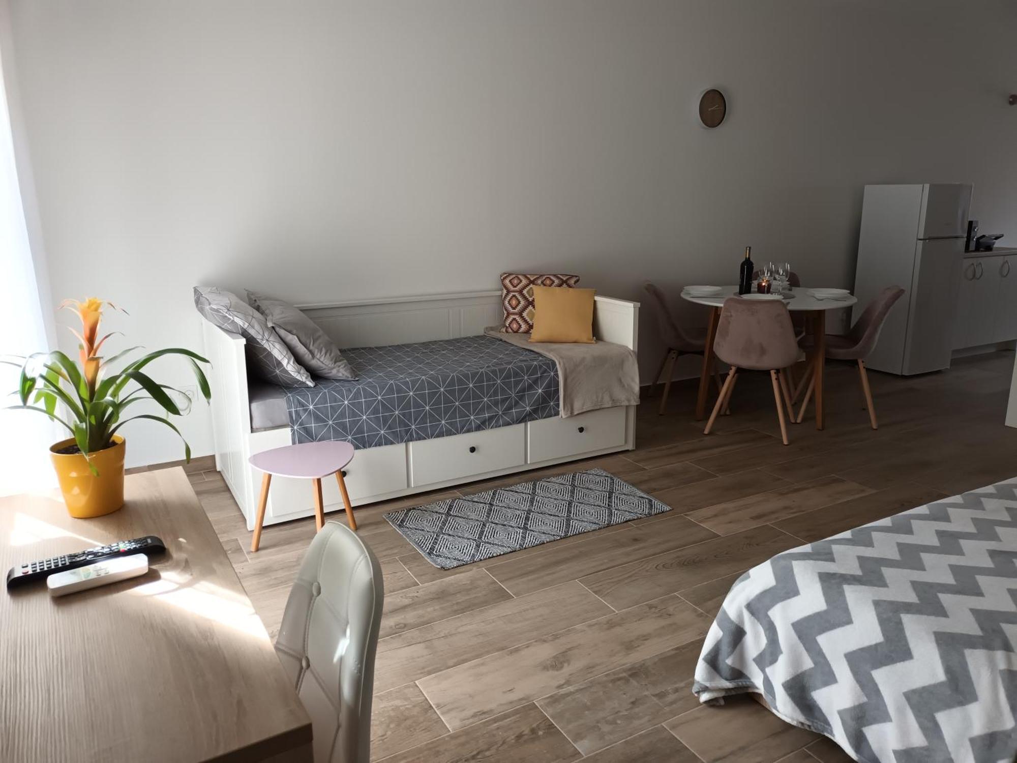 Studio Apartman Dori Póla Kültér fotó